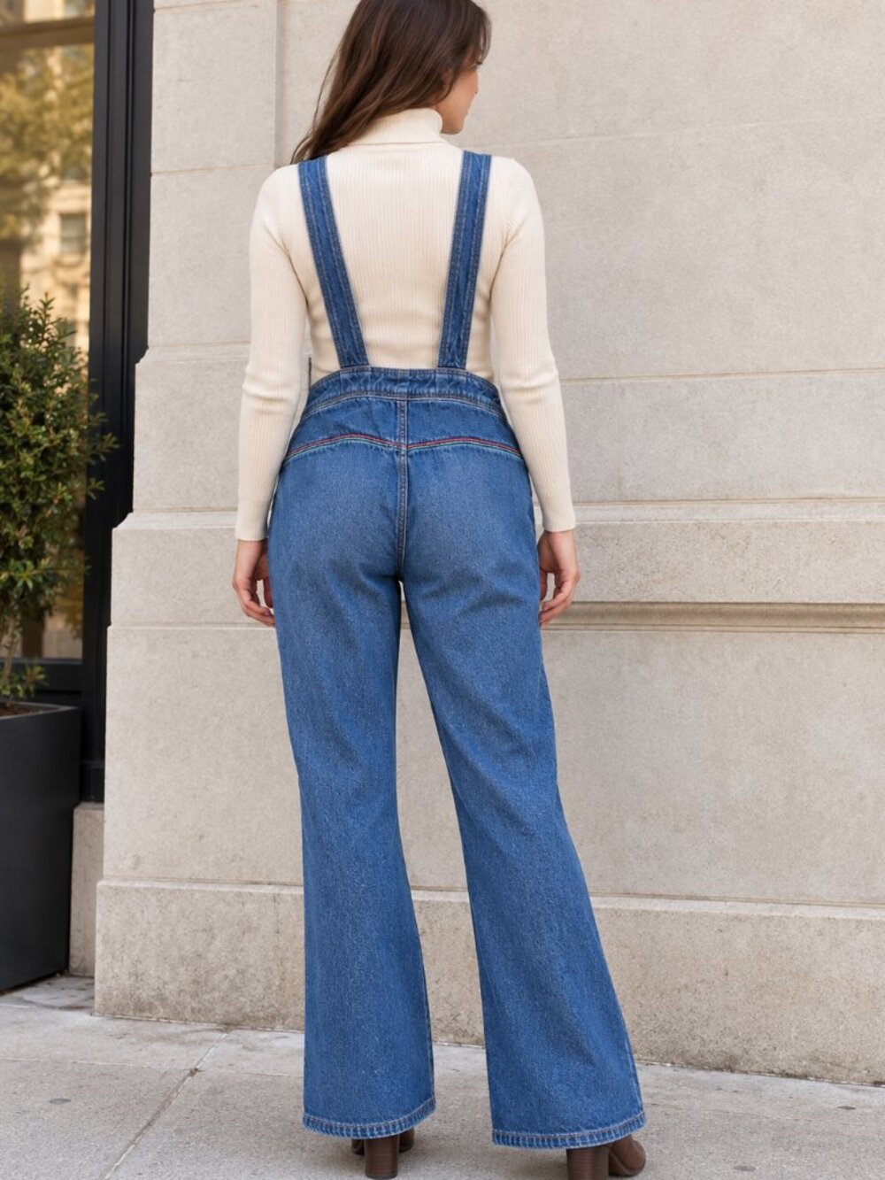 Free People Chasing Rainbows Overalls Size 6 Blue Denim Flare Rainbow Stitch Bib - Picture 3 of 16
